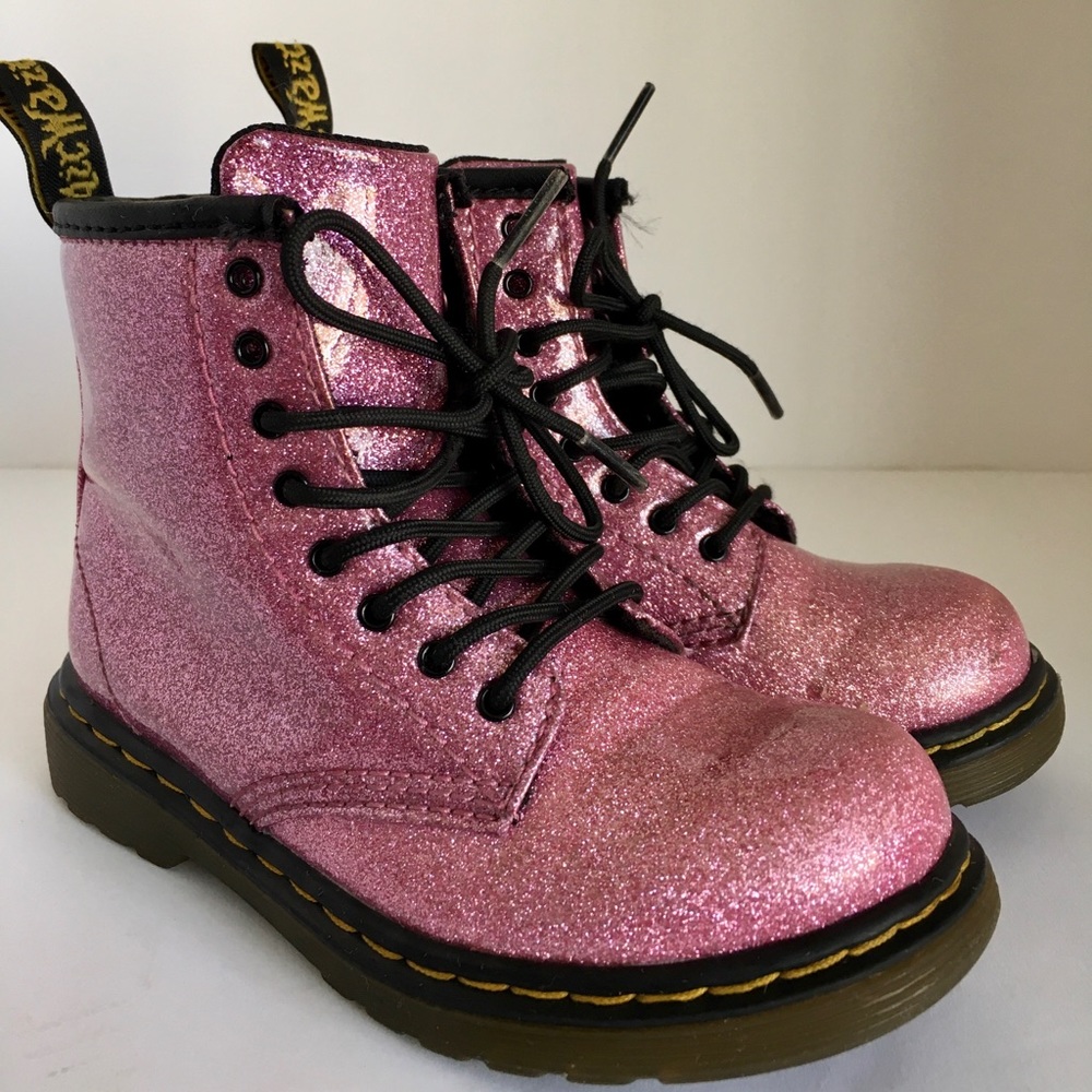 Toddler girl Dr Martens in glitter pink size US 9